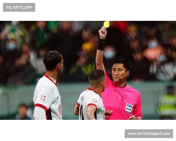回顾2015年马宁执法上海德比九黄三红的执法风波与争议 回顾2015年马宁执法上海德比九黄三红的执法风波与争议