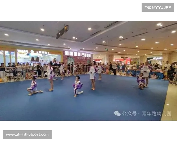 山西啦啦队热力展现户外舞蹈精彩瞬间错过不再的卡点舞表演 山西啦啦队热力展现户外舞蹈精彩瞬间错过不再的卡点舞表演